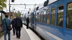 Roslagsbanan stannar vid Mörby station.